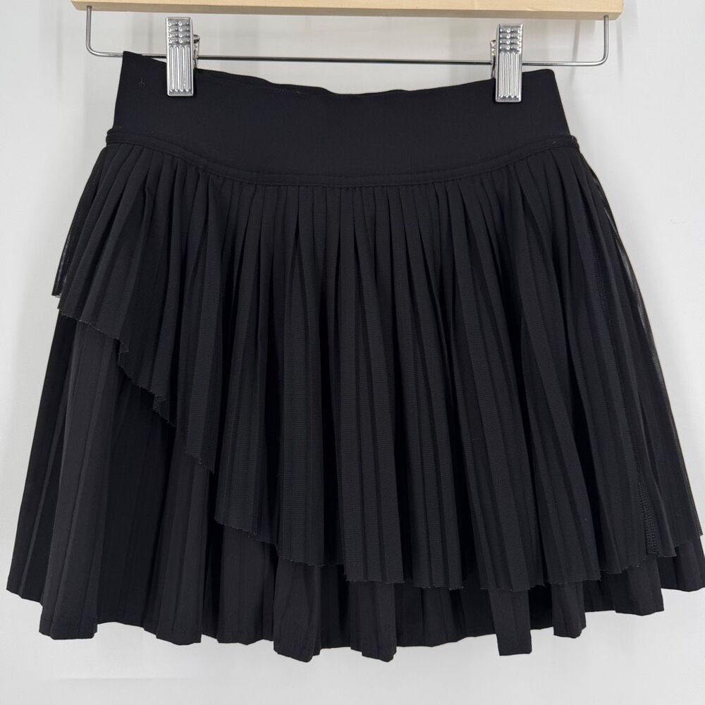 Lululemon Black Tiered Pleats High Rise Athletic Pickleball Tennis Skirt Size 2